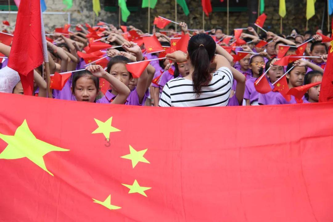 当员工因十混一“阳”性居家期间，工资如何发放？